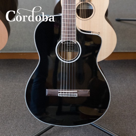 Cordoba 코르도바 퓨전 클래식기타 Fusion 5 제트블랙 (48mm 너트너비 | 피쉬맨 픽업장착)우리악기사	